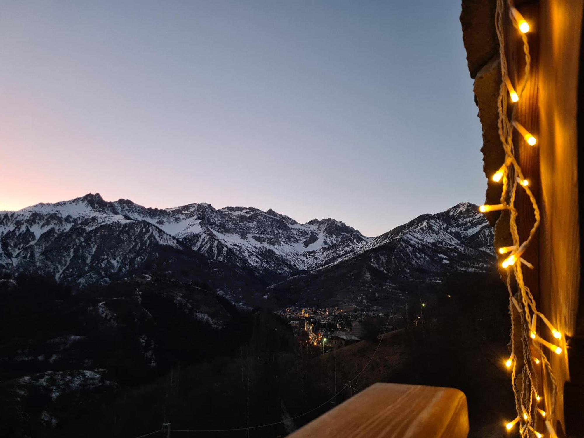 La Maison. Il Nido Dell'Aquila Bardonecchia Exterior photo